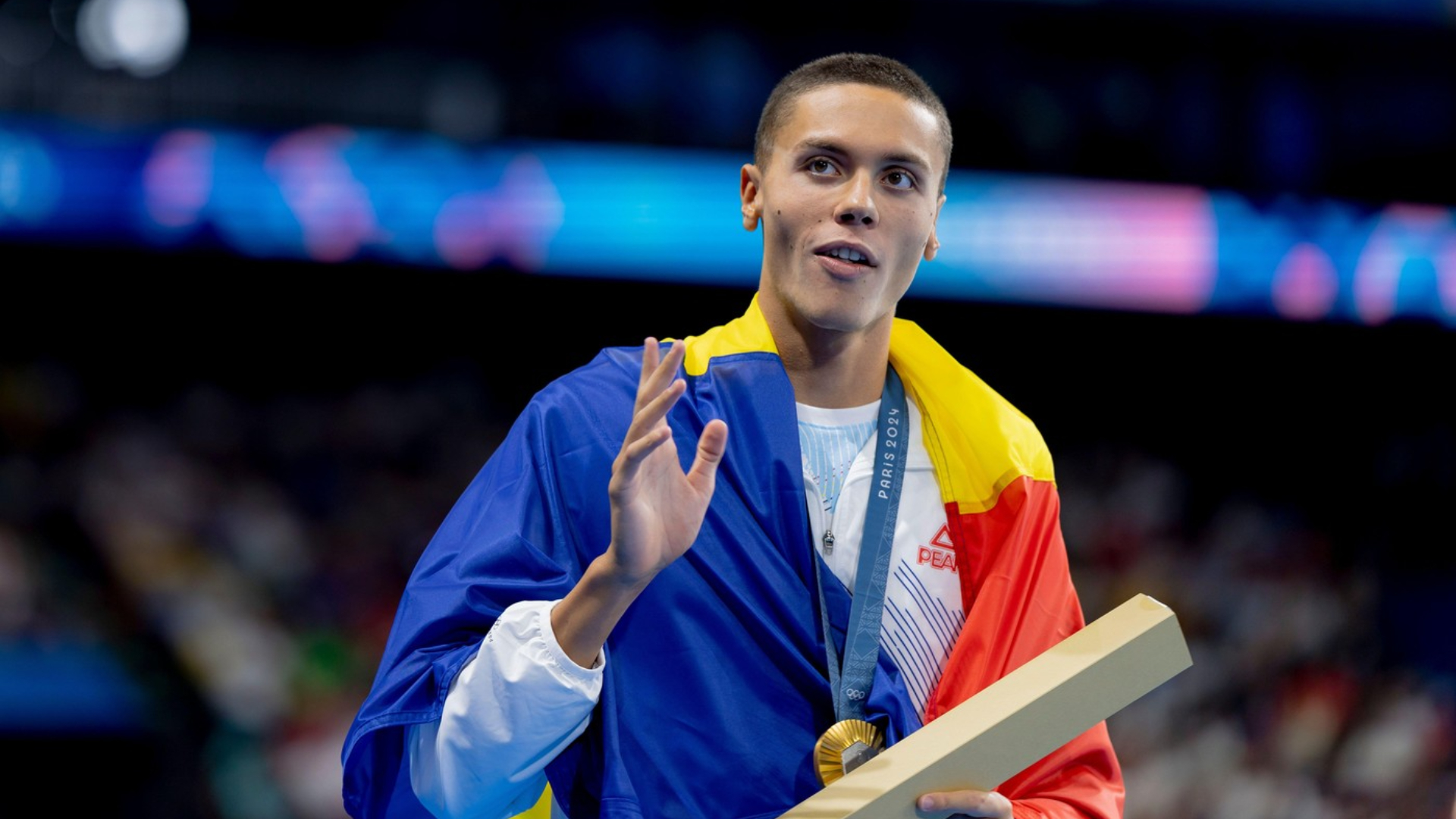 David Popovici cucerește aurul mondial la Singapore: Un nou titlu, o nouă lecție de curaj