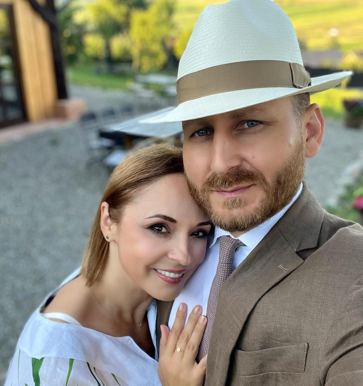 Andreea Marin a confirmat despărțirea de Adrian Brîncoveanu: „O decizie grea, luată cu timp în urmă”
