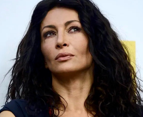 Gestul emoționant făcut de Mihaela Rădulescu la căpătâiul lui Felix Baumgartner. Simbolul profund al unei iubiri care a durat treisprezece ani