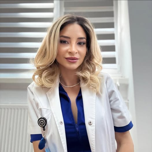 Ultimul mesaj al directoarei de la Spitalul Județean Buzău. Ce a postat Ștefania Szabo înainte să sfarseasca: ”Fiecare zi în spital aduce…. ”