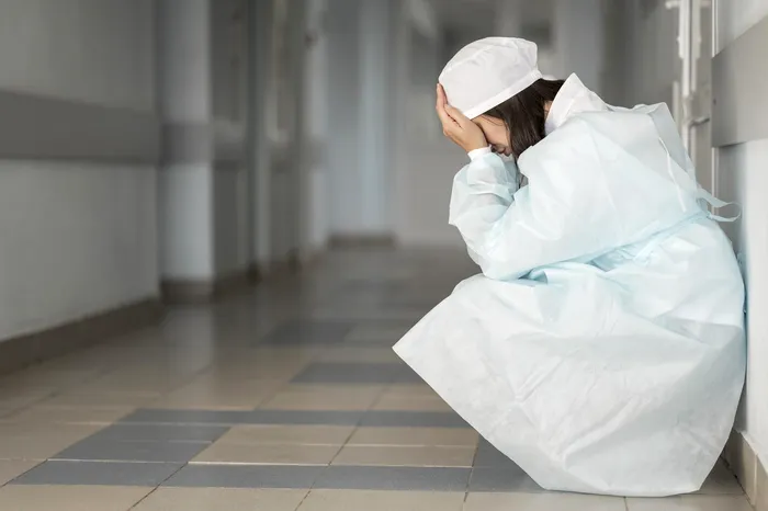 Ies la iveală informații noi după decesul dr. Szabo. Au murit cu halatul pe ei! 46 de Medici români și-au pierdut viața în timpul gărzilor și după..