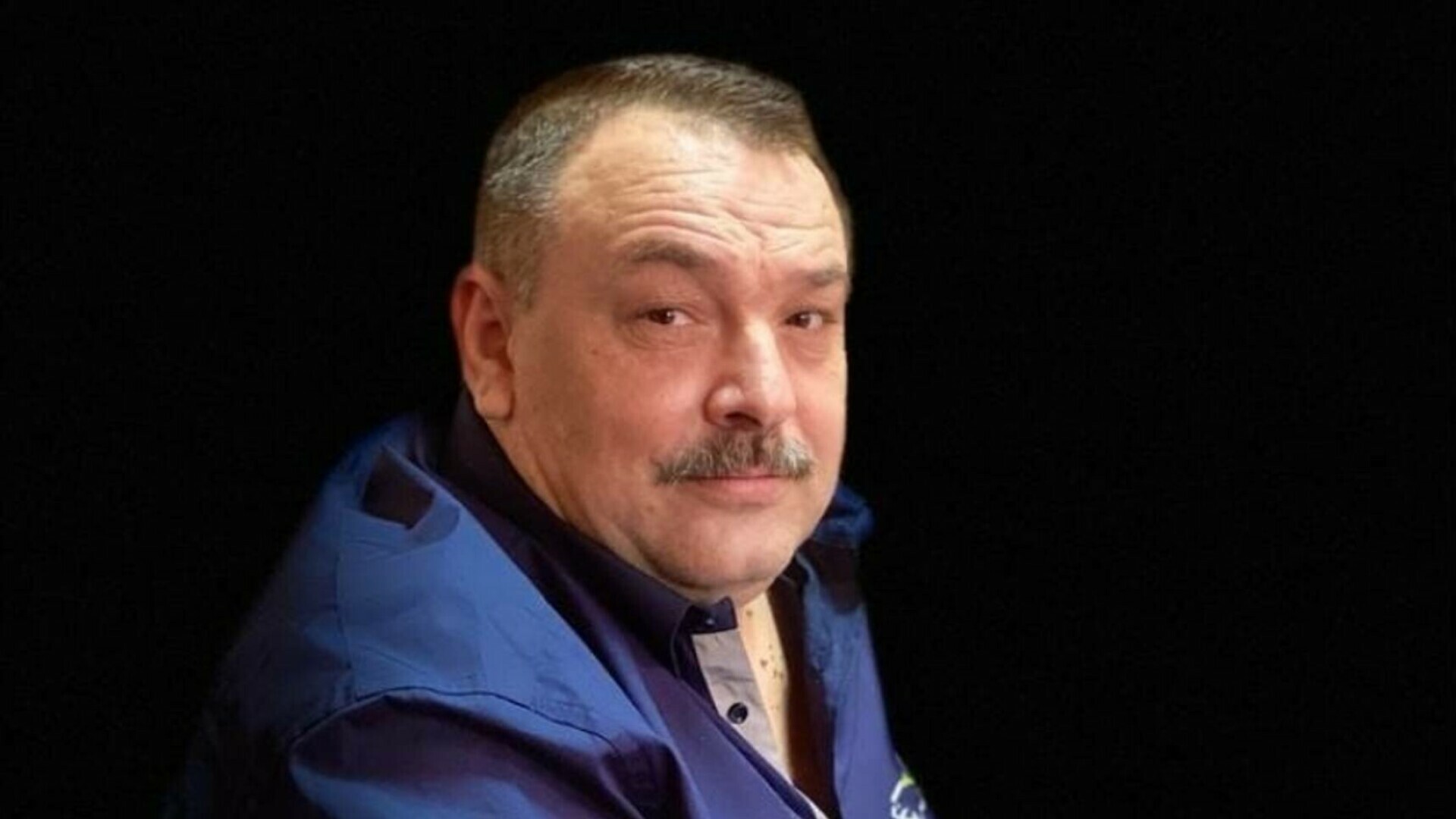 Tragedie în politică! Un primar român a fost răpus de infarct într-o benzinărie, chiar în timp ce se îndrepta spre serviciu alături de iubita sa