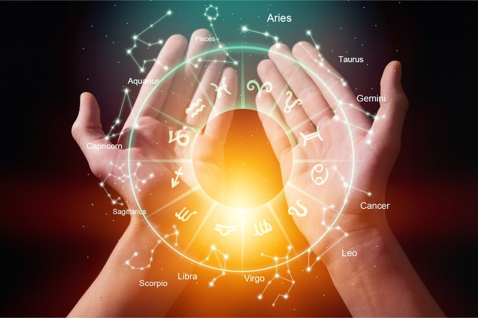 Patru zodii vor avea parte de succes financiar! Ce previziuni a lăsat Baba Vanga pentru anul 2026