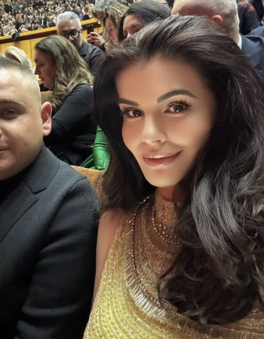 Monica Gabor a fost surprinsă cu un alt bărbat la întoarcerea în România. Au atras toate privirile