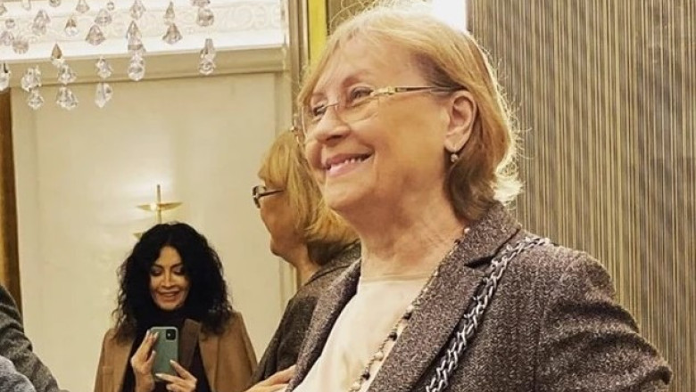 Cine au fost părinții Mihaelei Rădulescu și ce profesii au avut în perioada comunismului