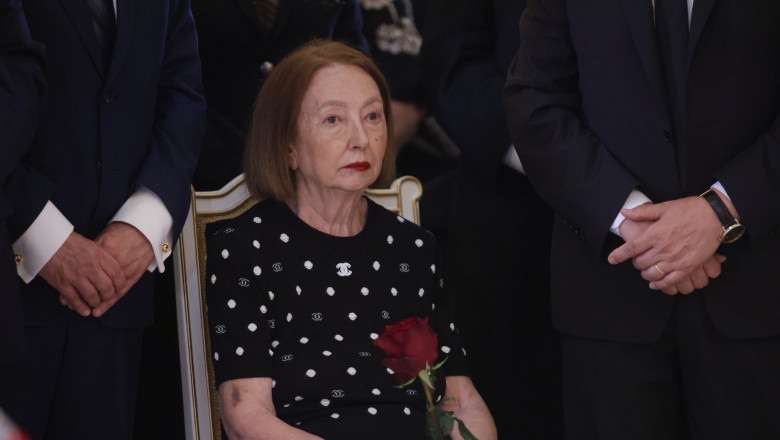 A ieșit la iveală un secret incredibil despre Rodica Stănoiu! Cunoscutele ei susțin că ar fi trăit o idilă cu un bărbat cu 50 de ani mai tânăr: „Un mafiot”