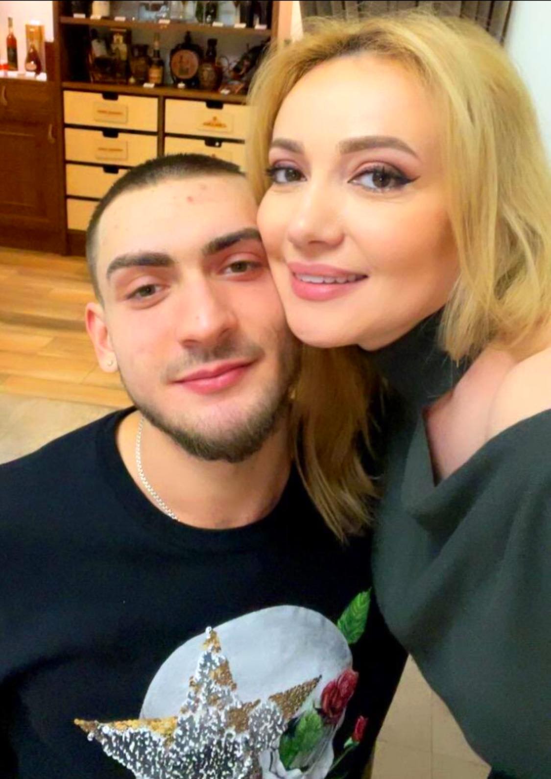 Cristian Botgros pleacă din țară, după scandalul cu familia Cuciuc. Mama sa a spus adevărul despre ce se întâmplă cu fiul ei