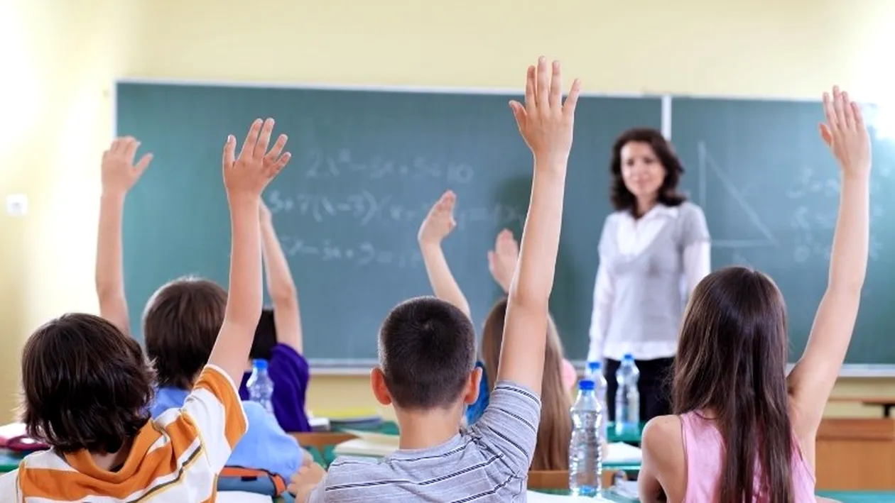 Decizia a fost aprobată! Cresc bursele pentru acești elevi din România