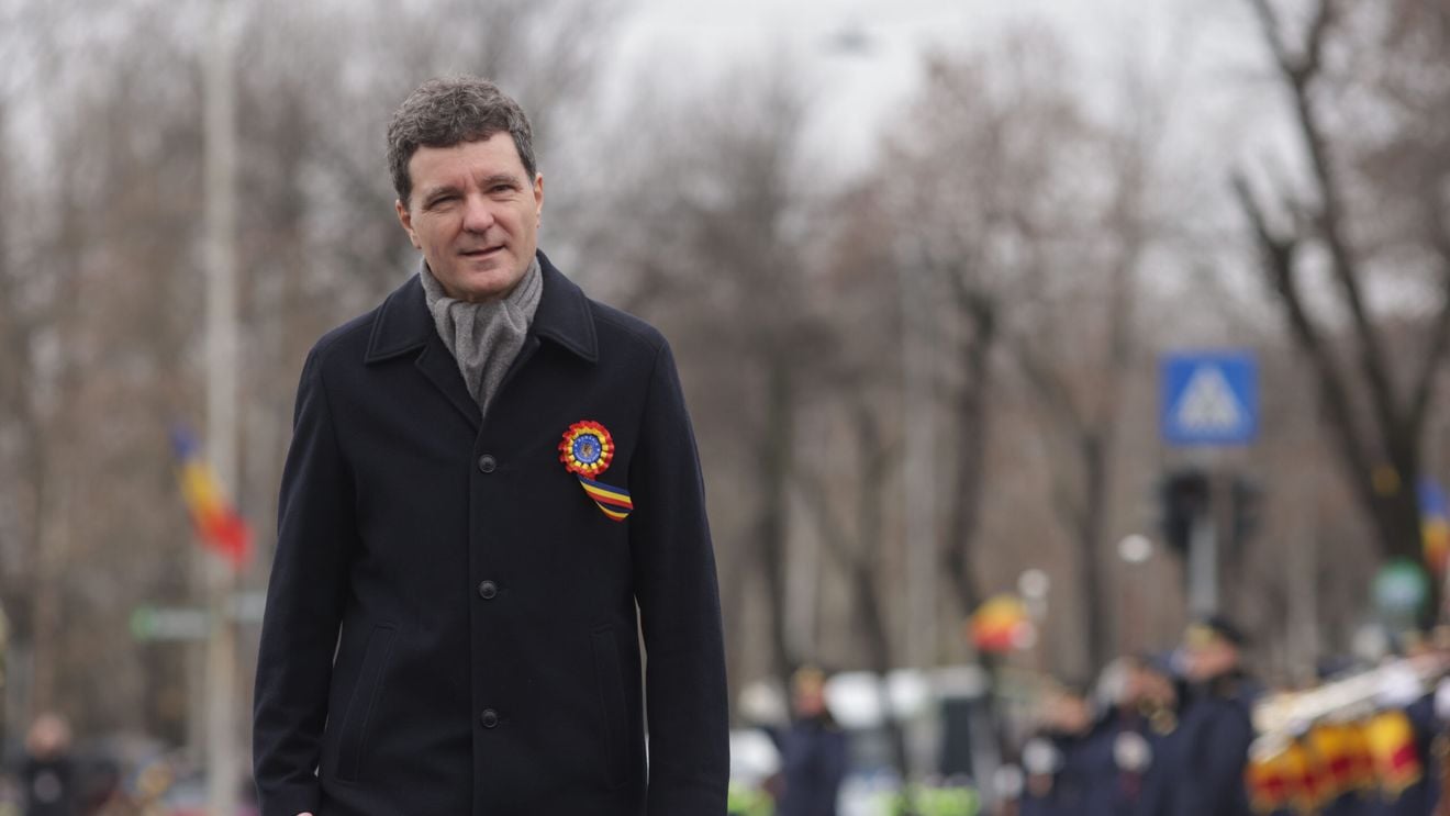 Nicușor Dan, pus la zid pentru un detaliu trecut cu vederea la parada de Ziua Națională. A omis un gest simplu, dar semnificativ
