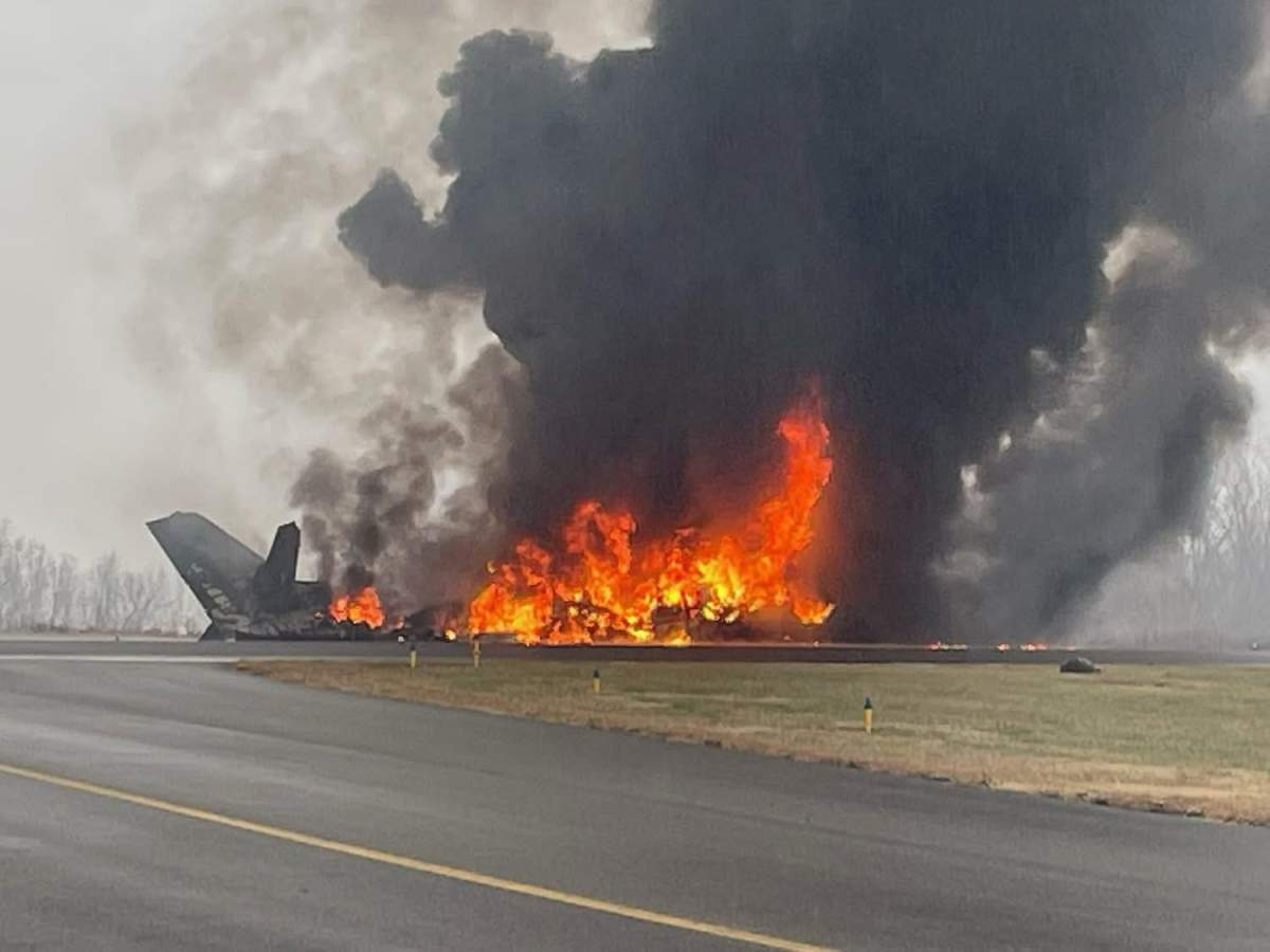 Pilot cunoscut, decedat împreună cu familia sa într-un accident aviatic