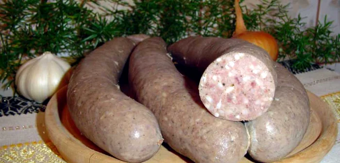 Rețeta unui preparat tradițional, nelipsit de pe masa de sărbători: caltaboș de casă