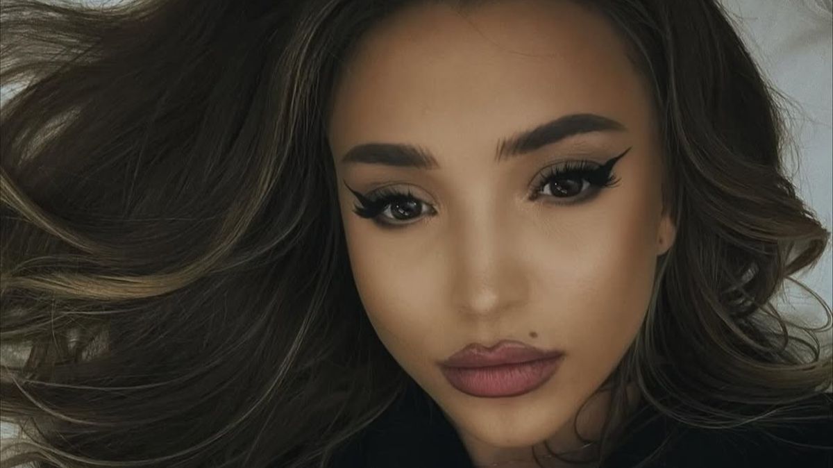 Veronica, decizie de ultim moment! Mesajul transmis de la aeroport i-a întristat pe fanii Casa Iubirii. Motivul real pentru care părăsește România