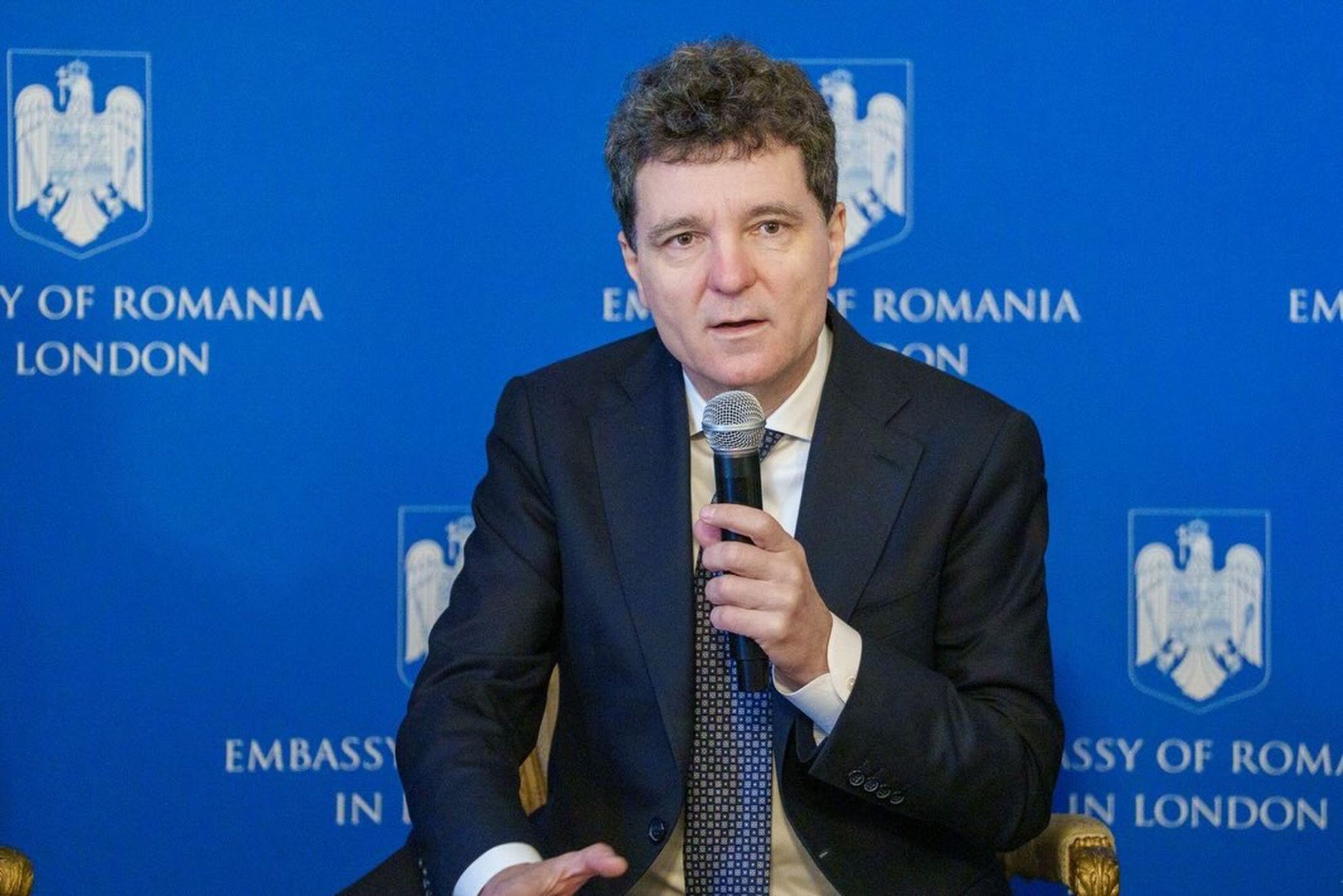 Nicușor Dan, în pragul unui an complicat, în 2026. Ce avertismente face Carmen Harra despre provocările care îl așteaptă: „O mare surpriză!”