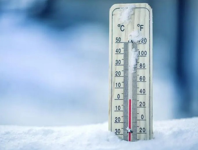Ger extrem în România! Temperaturile coboară până la −19°C, iar meteorologii avertizează că urmează o perioadă deosebit de friguroasă