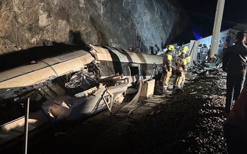 Tragedie feroviară de proporții: zeci de persoane decedate și sute de răniți!