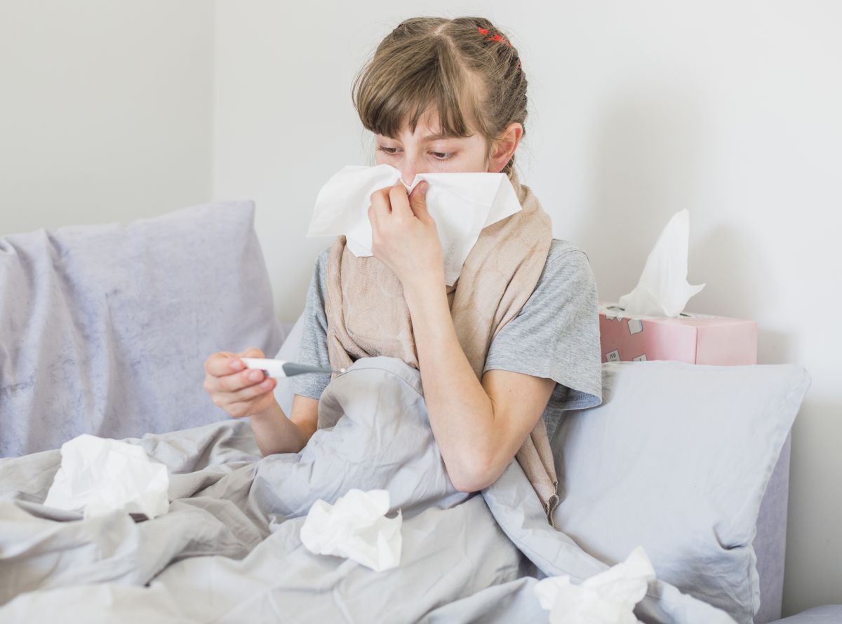 Gripa lovește dur România! Cum deosebim răceala obișnuită de gripă. Avertismentul medicilor după ce nouă persoane au decedat într-o singură săptămână