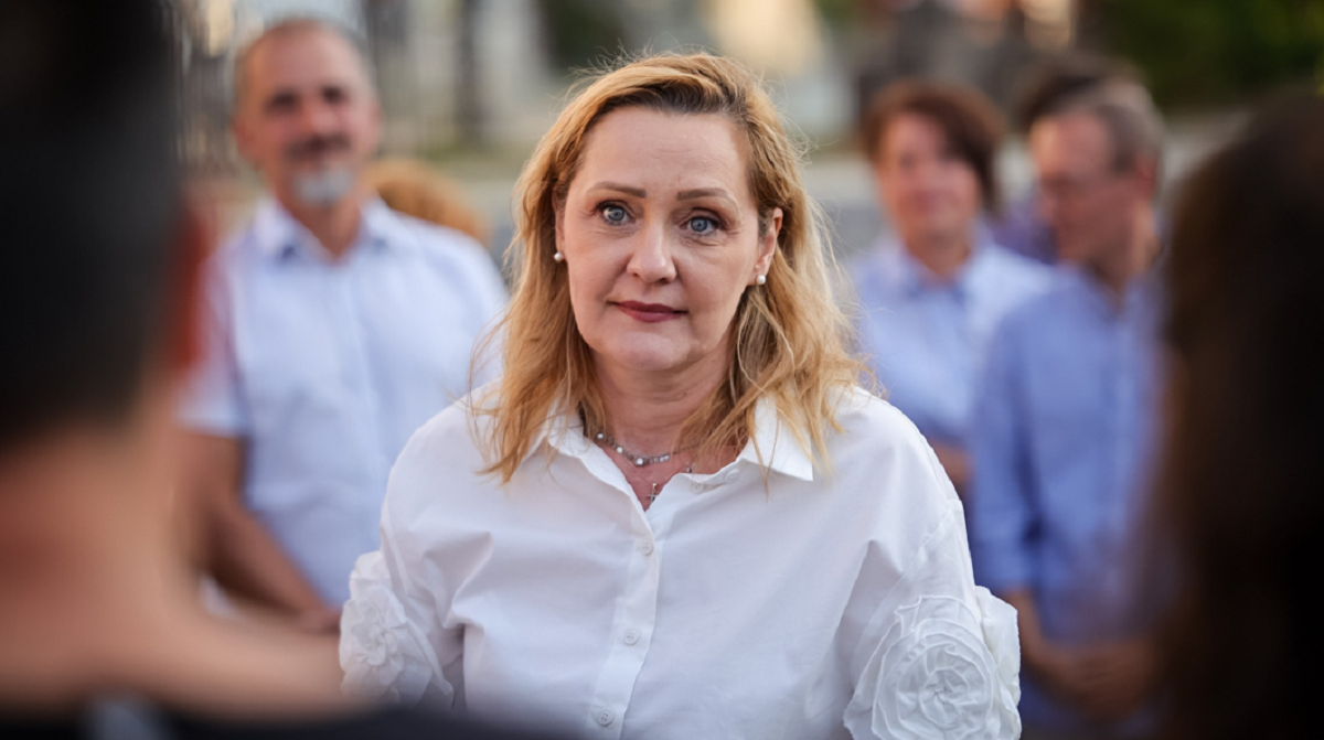Doliu pentru Elena Lasconi! Pierdere dureroasă chiar de Revelion: „Îmi lipsești…”