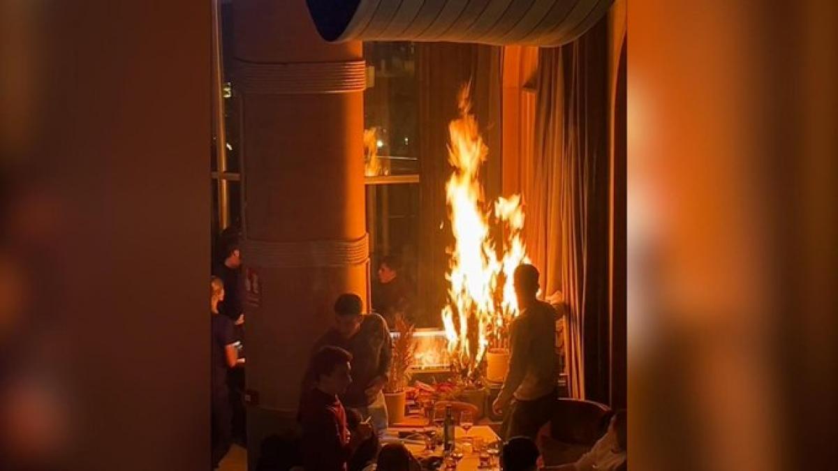 Incendiu izbucnit într-un restaurant din cauza artificiilor! Se întâmplă la doar două săptămâni după tragedia din Elveția