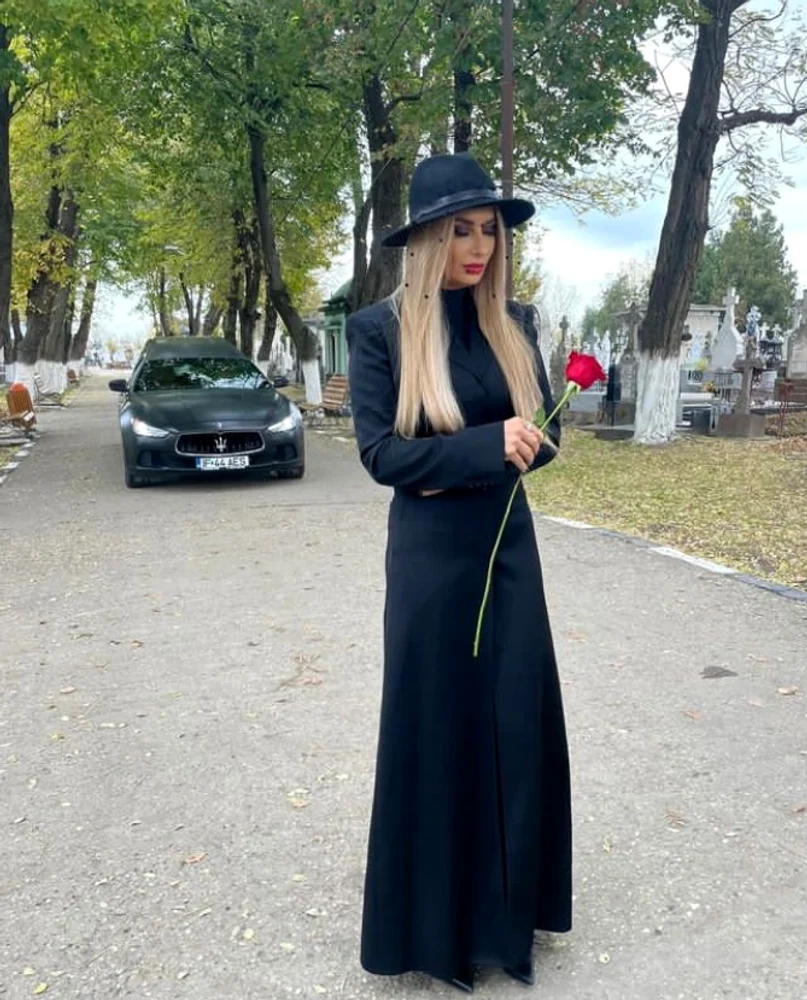 Anamaria Prodan, confesiuni tulburătoare despre părinții săi. Ce semne de dincolo primește de la Ionela Prodan: „Mai nou, îl visez și pe tata”
