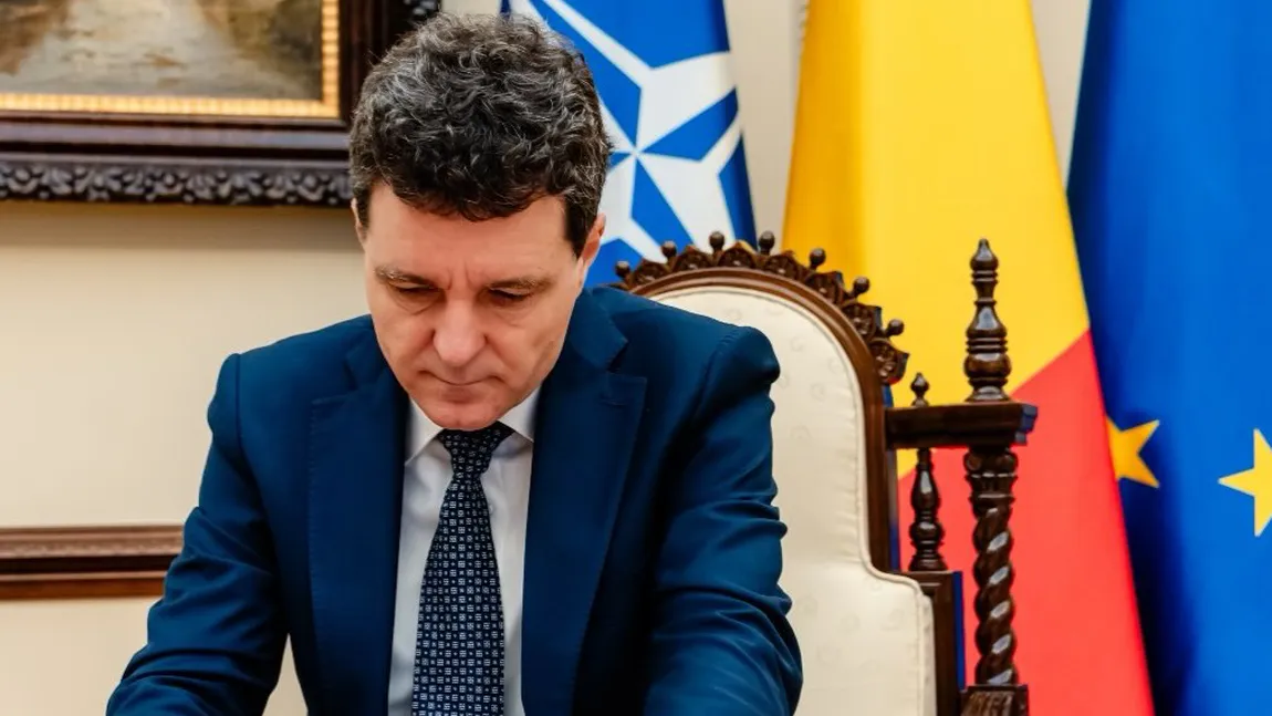 Legea pregătirii militare, promulgată de Nicușor Dan. Voluntarii primesc indemnizații, iar rezerviștii au reguli noi