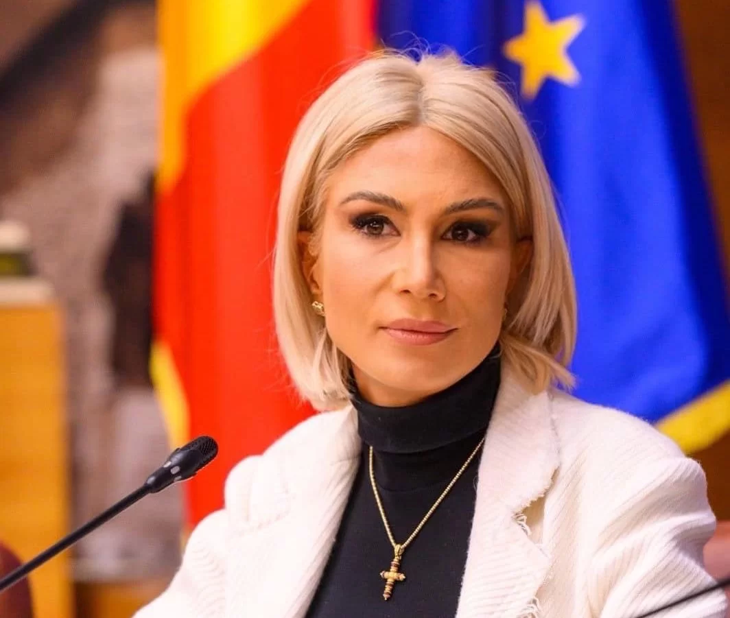Tensiuni politice! Raluca Turcan îl pune la zid pe Nicușor Dan pentru raportul întârziat: „Sunt foarte mulți oameni în România care așteaptă să afle”