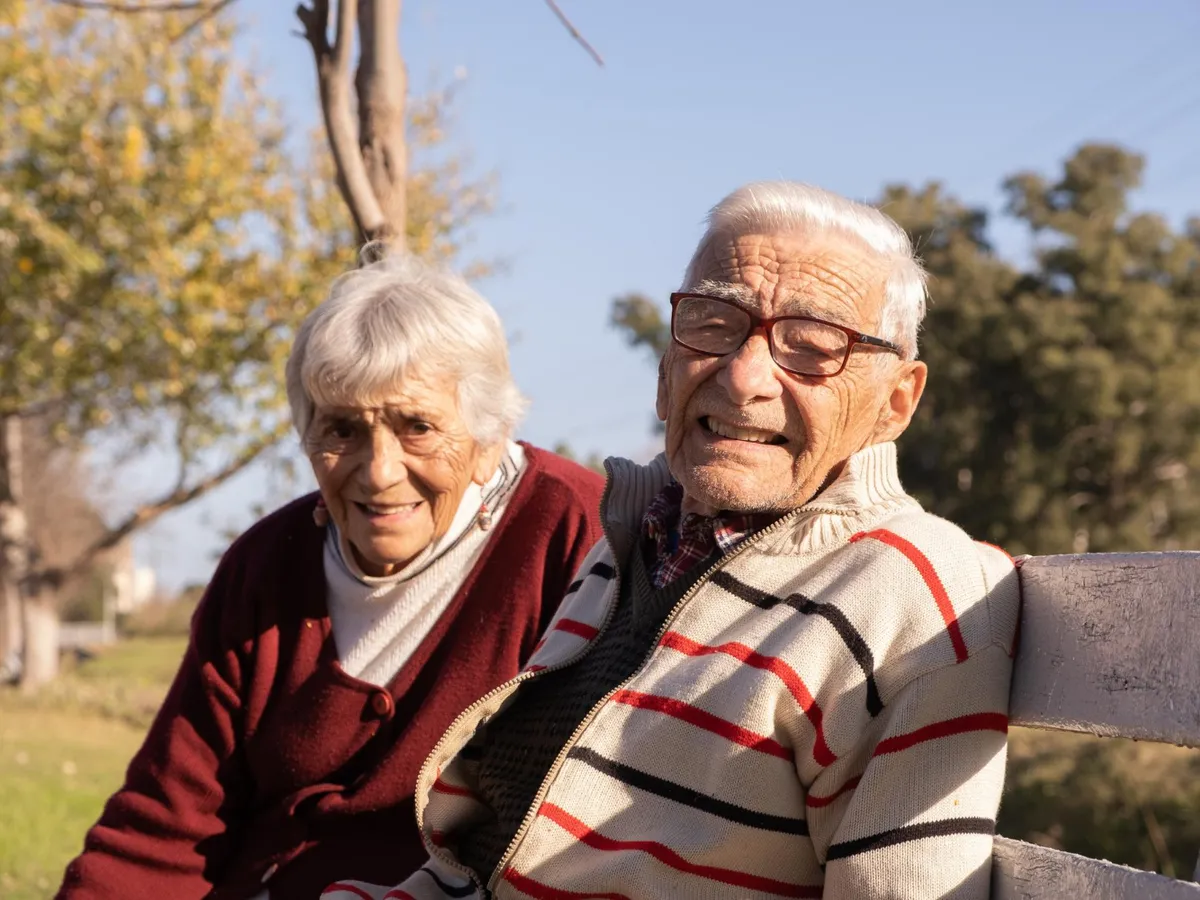 VESTE BUNĂ pentru seniori! Pensiile se majorează de la…