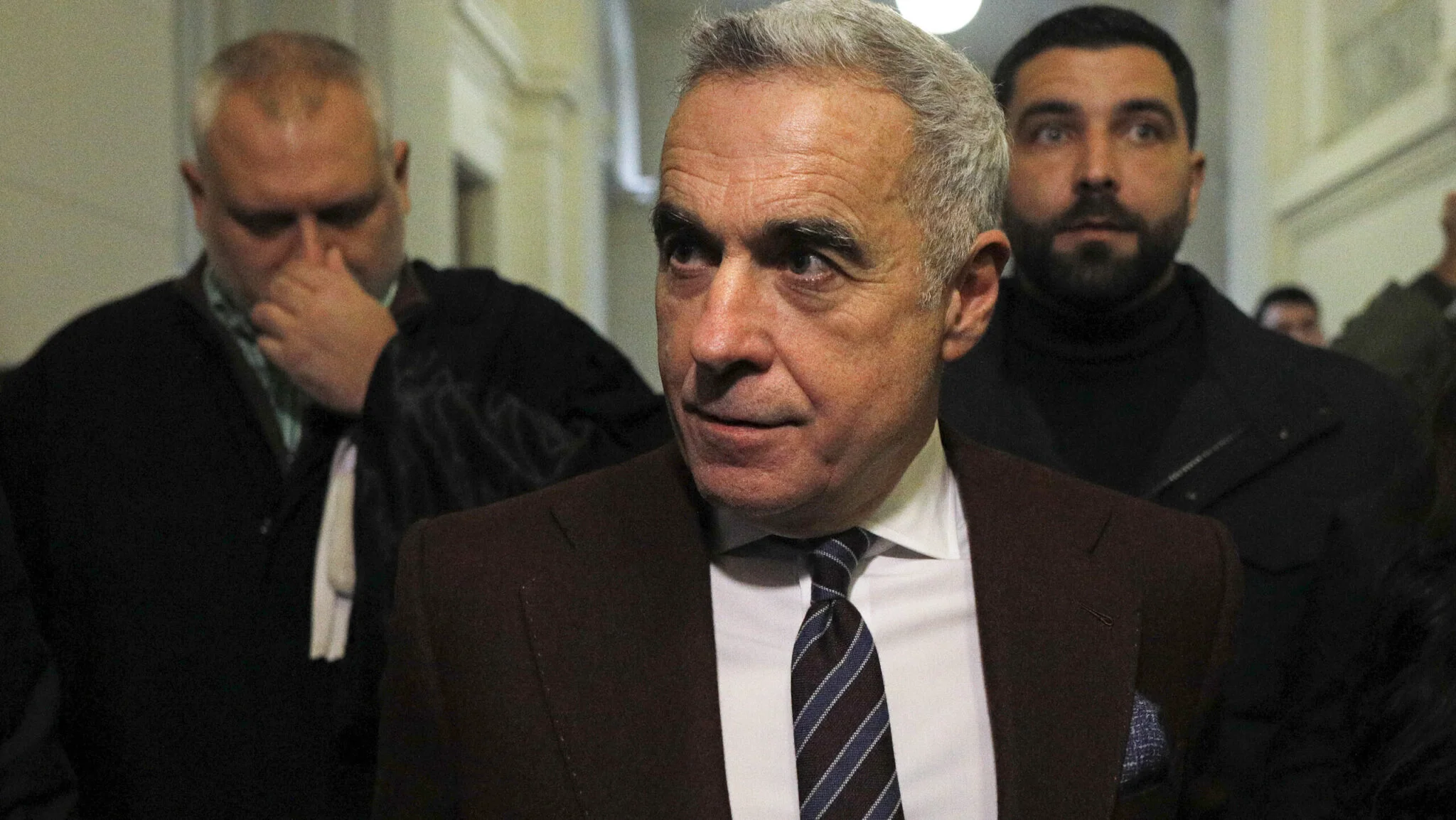 Decizie oficială pentru Călin Georgescu. Tribunalul București a hotărât să…