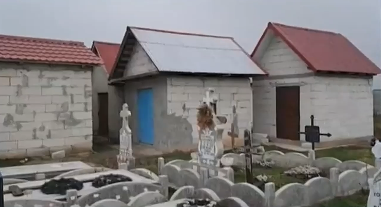 Cimitire devastate în județul Constanța. Hoții au produs daune semnificative