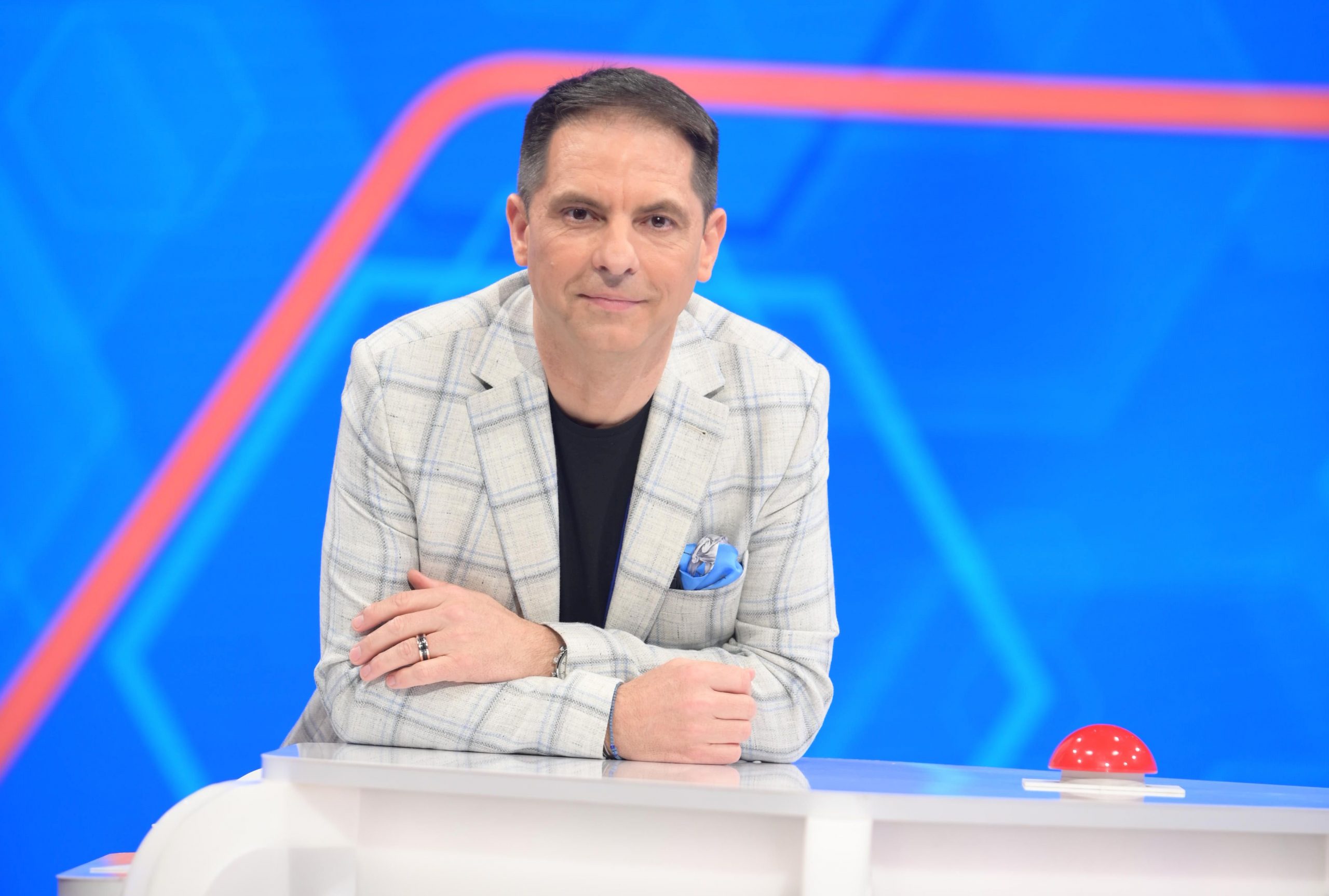 Dan Negru a mers să-și achite taxele, însă experiența s-a transformat rapid într-o dezamăgire