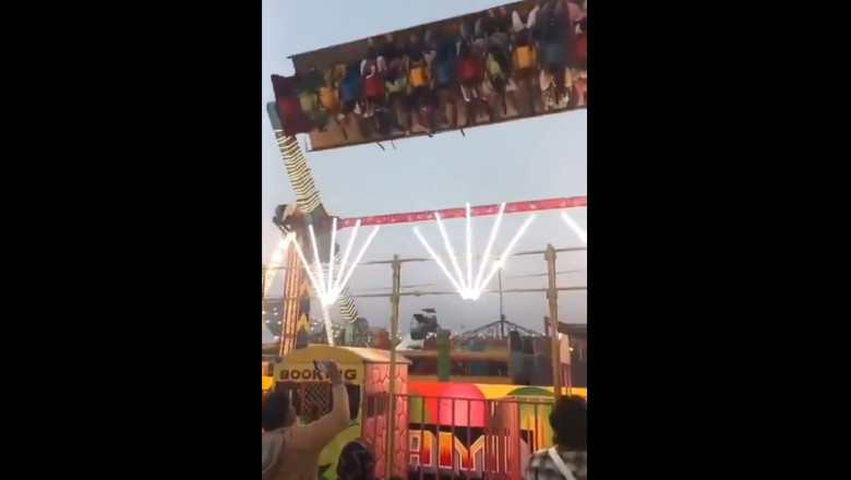 Panică într-un parc de distracții! Un carusel s-a defectat în aer, cu 26 de persoane aflate în el