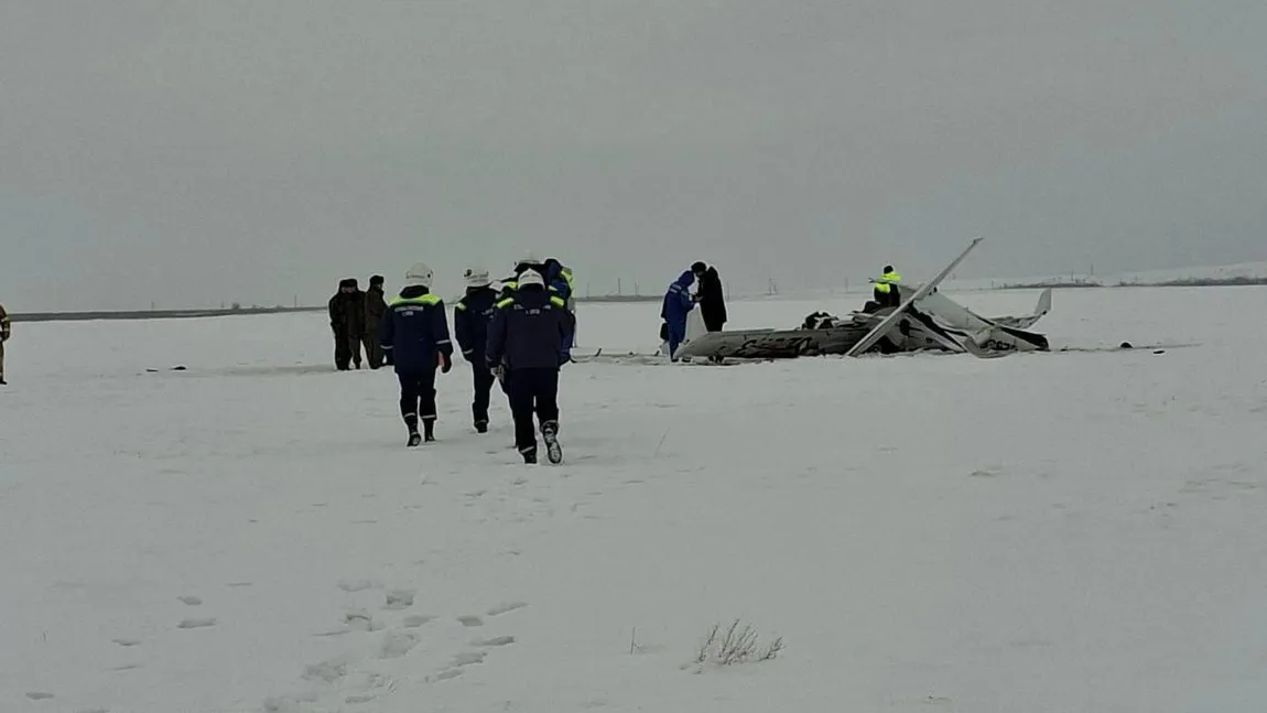 Catastrofă aviatică! Niciun supraviețuitor după prăbușirea unui avion, luni după-amiază