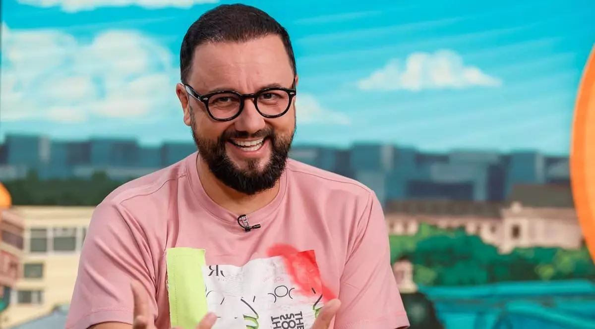 Cătălin Măruță A PĂRĂSIT România! Unde a fost surprins și alături de cine