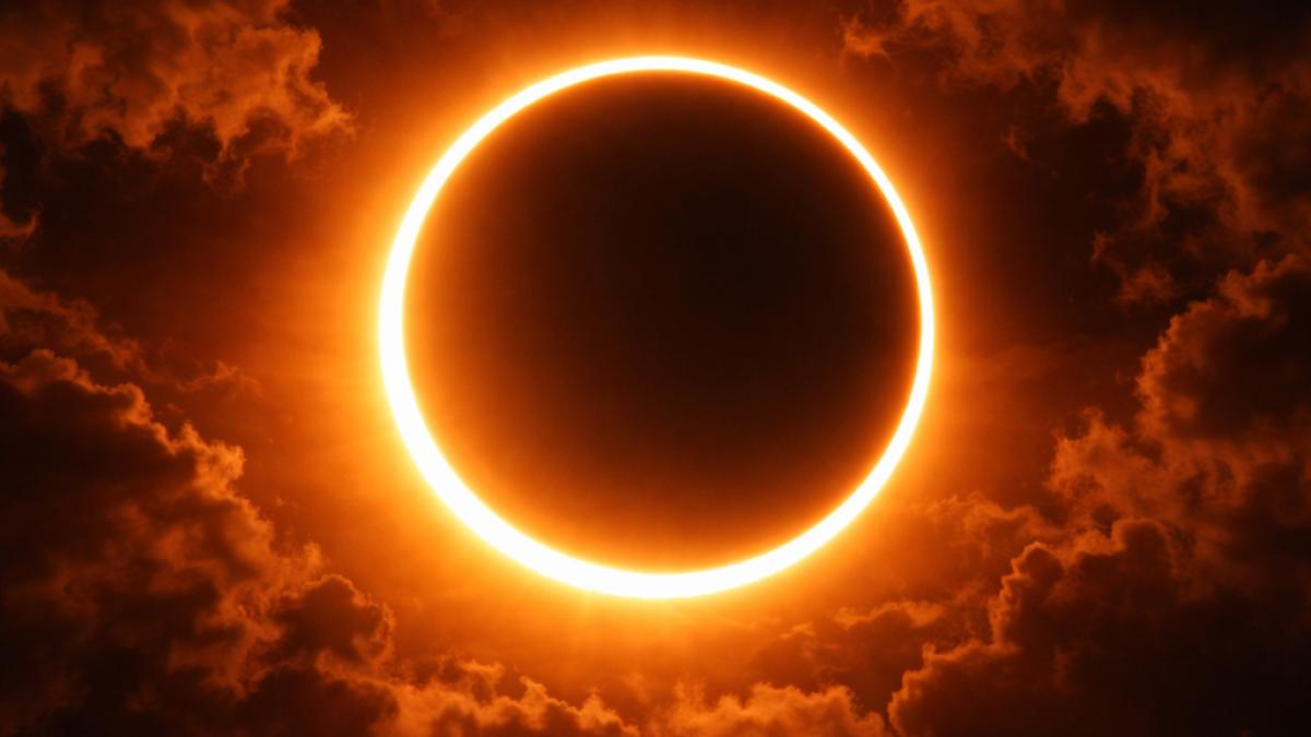 Eclipsă de Soare pe 17 februarie 2026. Șapte zodii zguduite din temelii. Adevăruri ascunse ies la lumină, iar schimbările devin inevitabile