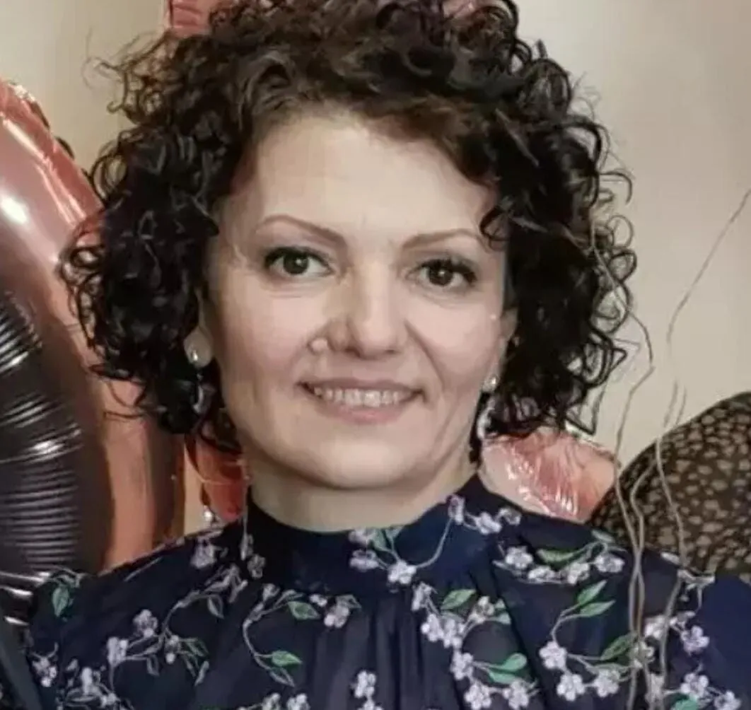 Imagini inedite cu prima soție a lui Ilie Bolojan. Florentina, femeia care i-a fost alături premierului timp de douăzeci de ani