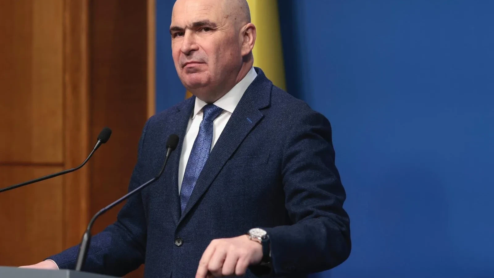 PSD, acuzații severe la adresa premierului Bolojan: „A tăiat fără milă, fără dialog, fără rațiune”