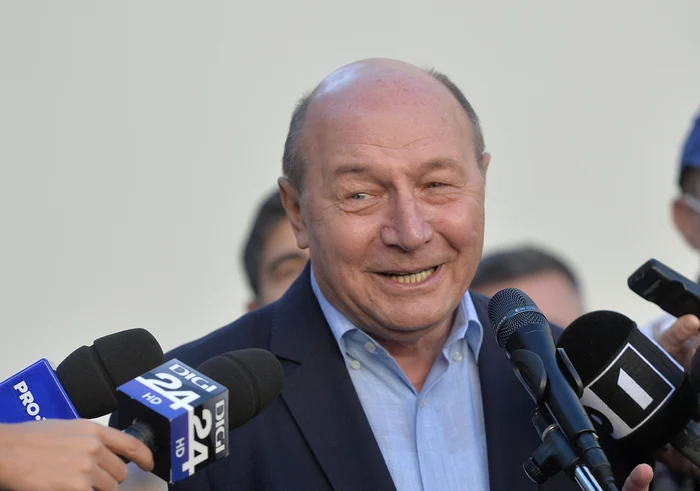 După recalculare, pensia lui Traian Băsescu crește de aproape trei ori. Nu este o pensie specială, însă noul cadru legislativ îl favorizează clar