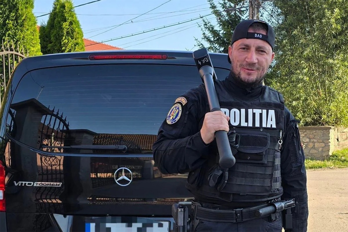 De la Poliția Română la Survivor. Ce salariu are Marian Godină și cât este plătit în reality-show