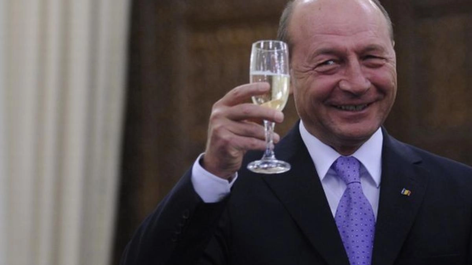 „Și eu m-aș fi dus!” Traian Băsescu, REACȚIE SURPRINZĂTOARE în scandalul petrecerii lui Ilie Bolojan după concedieri