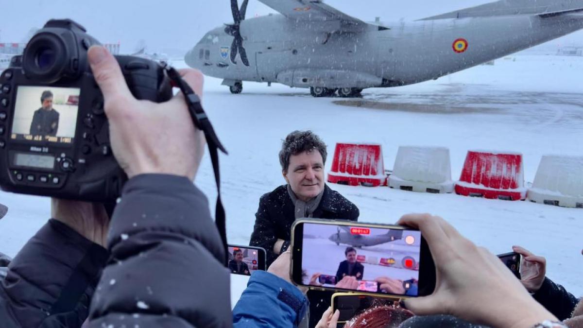 Alertă înaintea vizitei externe! Președintele Nicușor Dan nu poate ajunge în SUA cu aeronava Spartan