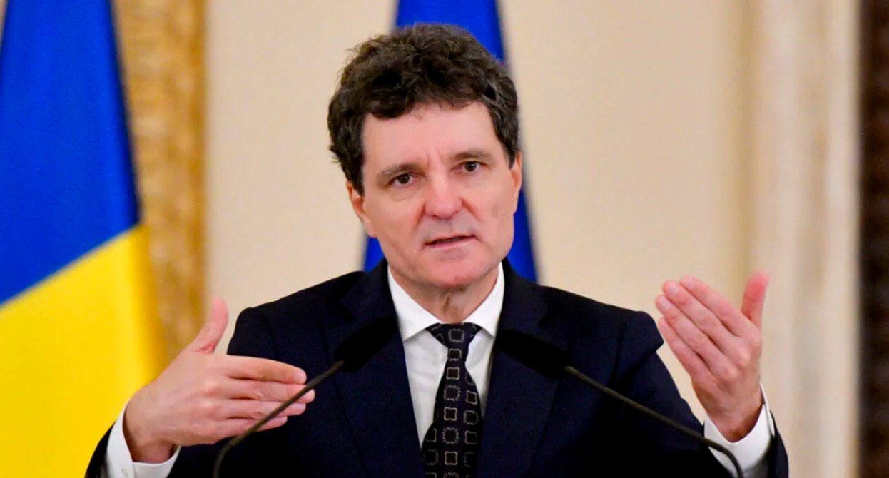 Vor fi interzise rețelele sociale pentru copiii sub 16 ani în România? Răspunsul oferit de Nicușor Dan