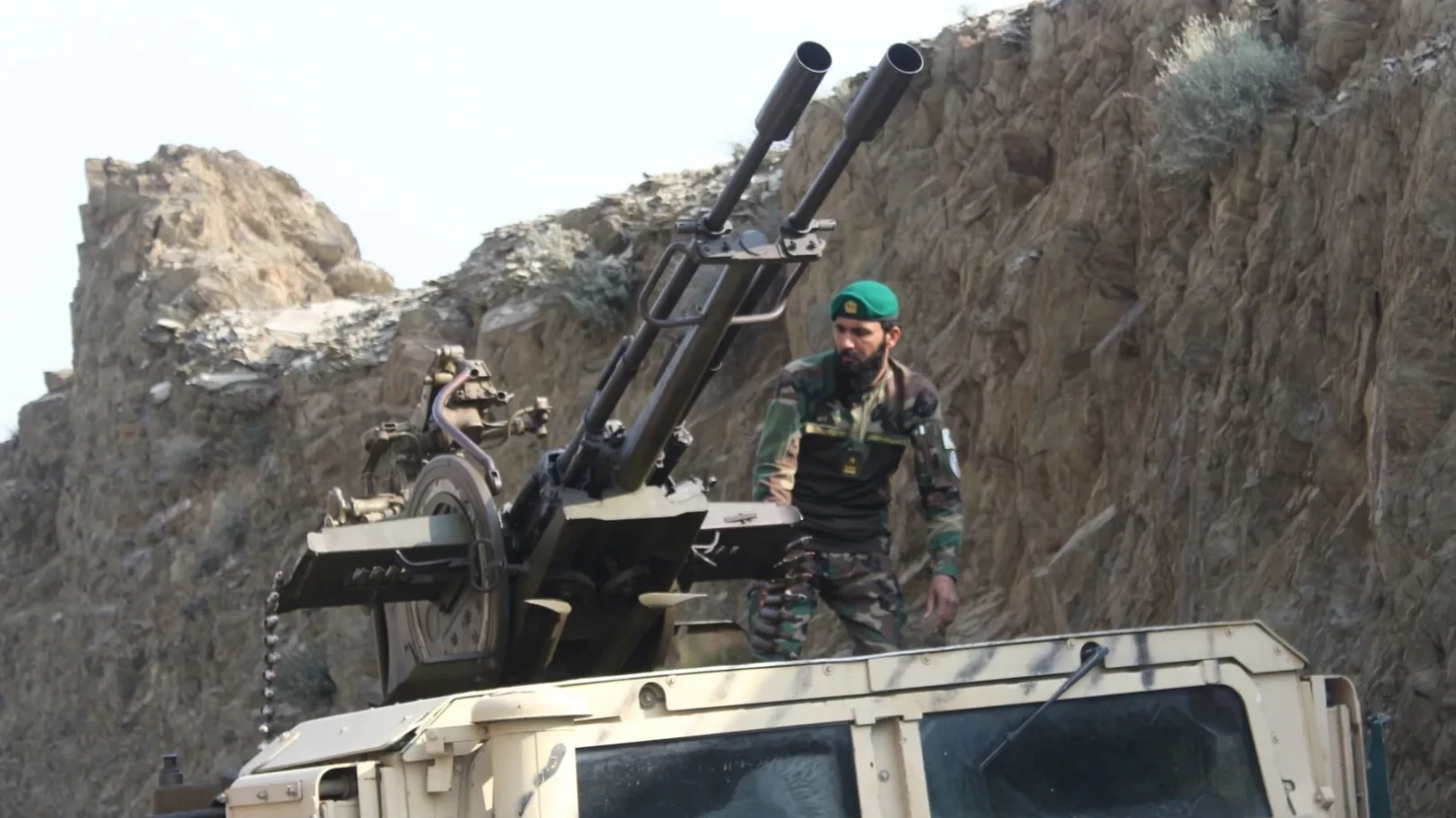 HAOS în Orient! Confruntările Pakistan–Afganistan escaladează, în timp ce, în paralel, tensiunile SUA–Israel cu Iranul au explodat într-o nouă etapă a conflictului