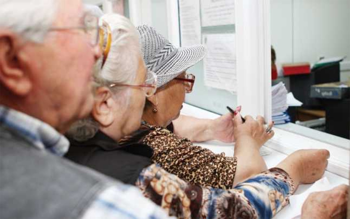 Vești pentru pensionari! Cine primește a 13-a pensie și pe ce criterii