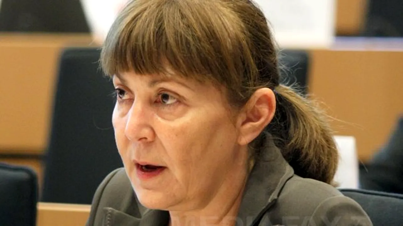 Monica Macovei REFUZĂ să mai facă muncă în folosul comunității