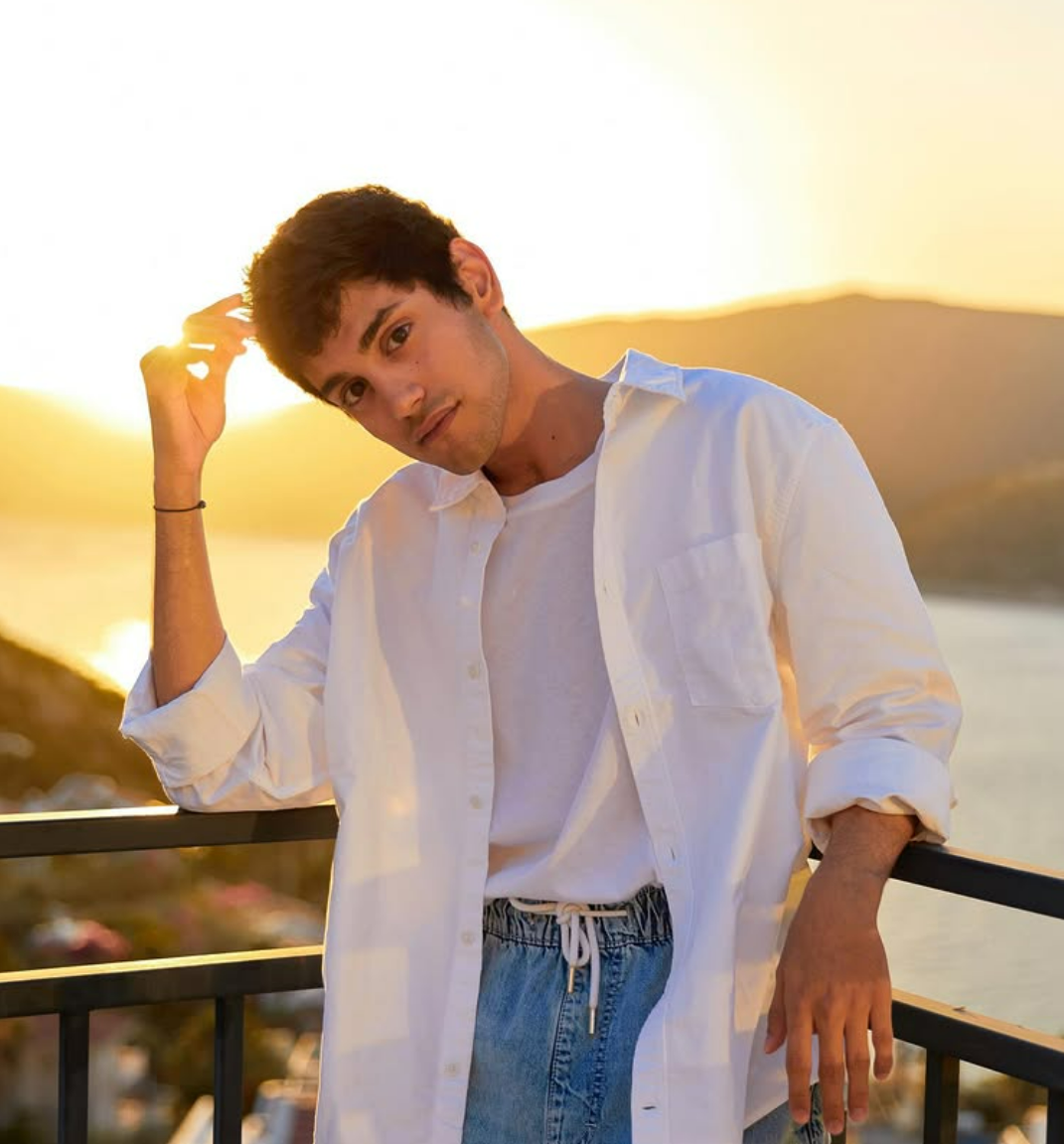 Doliu în lumea artistică! Un tânăr actor cunoscut s-a stins mult prea devreme după un accident cumplit