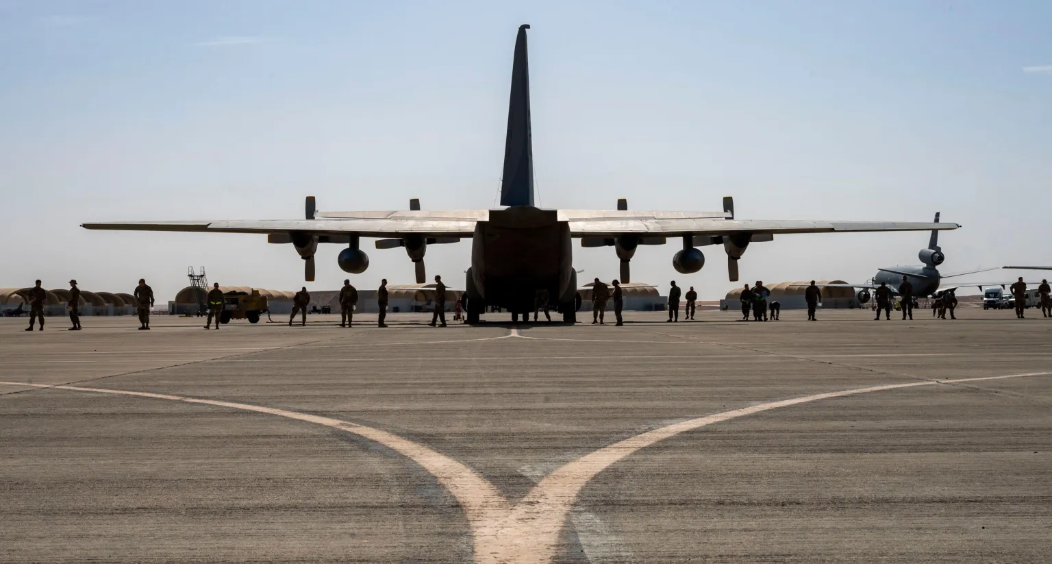 ATAC puternic al Iranului! Soldați americani răniți, avioane avariate…