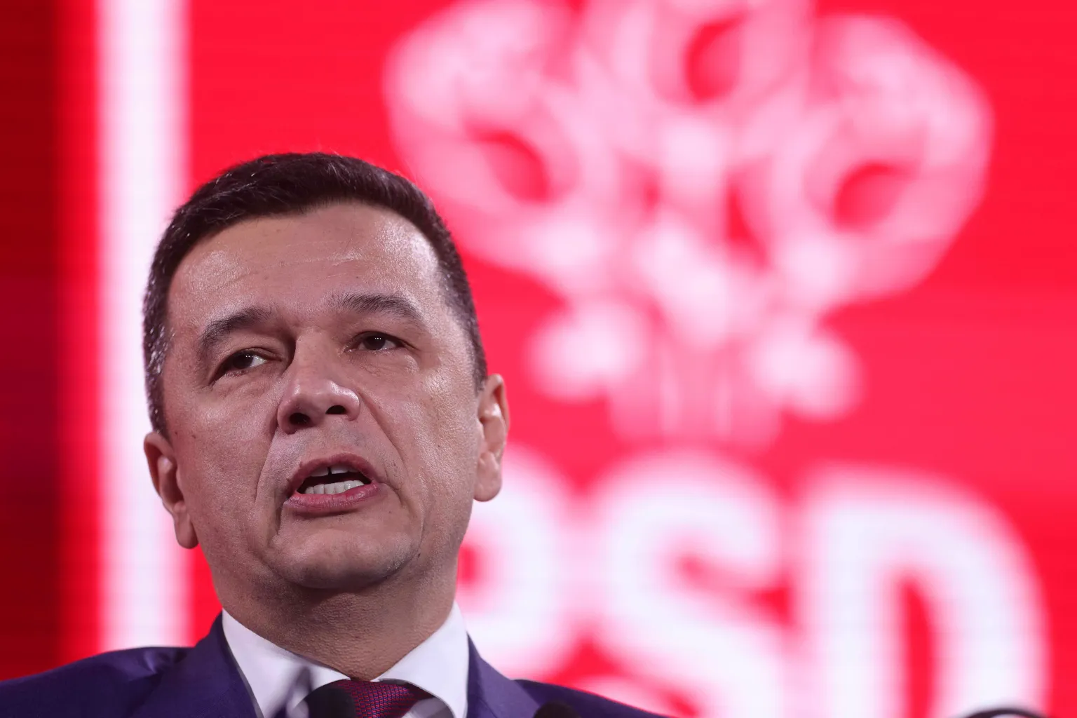 Se clatină Guvernul? Sorin Grindeanu rupe tăcerea despre SCHIMBAREA lui Ilie Bolojan cu…