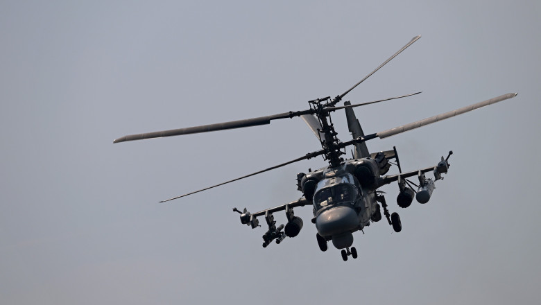 INCIDENT GRAV! Elicopter militar rusesc, doborât. Trei soldați au fost…
