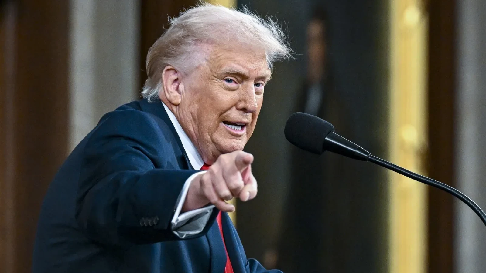 Relațiile SUA-EUROPA se încing! Donald Trump critică Marea Britanie și avertizează Spania cu…