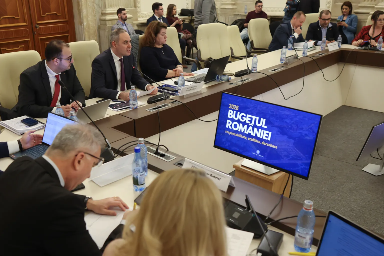 Scene TENSIONATE în Comisia de buget! Parlamentarii PSD au cedat nervos și…