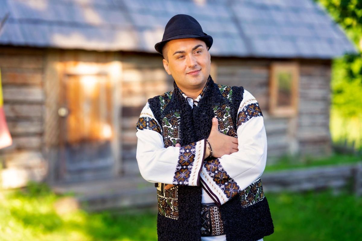 Între luminile scenei și întunericul războiului. Mărturia DUREROASĂ a unui artist cunoscut despre familia rămasă…